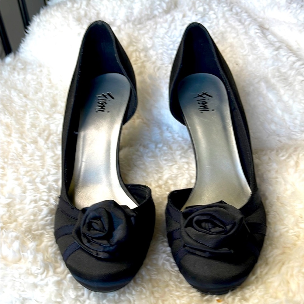 Black satin heels with roses. Size 8